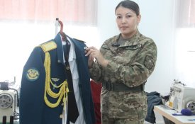 Подготовка к Параду Победы: парадная форма для военнослужащих Национальной гвардии в процессе пошива