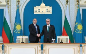 Глава государства Касым-Жомарт Токаев и Президент Болгарии Румен Радев выступили с совместным заявлением для прессы