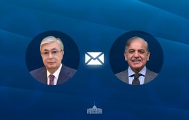 Глава государства поздравил Премьер-министра Пакистана Шахбаза Шарифа