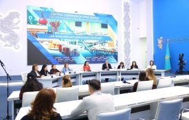 Меньше соли и сахара, больше овощей и фруктов: в Казахстане внедрен новый стандарт питания в школах