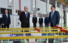 Президент ознакомился с деятельностью завода Besqaru