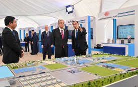 Глава государства посетил малую индустриальную зону «Тараз»