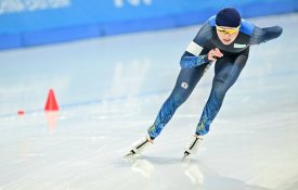 Глава государства поздравил Кристину Шумекову с триумфом на чемпионате мира по конькобежному спорту среди юниоров