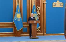 Глава государства выступил на церемонии вручения государственных наград и воинских званий