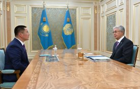 Глава государства принял акима Павлодарской области Асаина Байханова