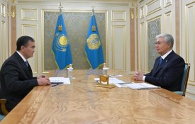Глава государства принял акима Астаны Жениса Касымбека