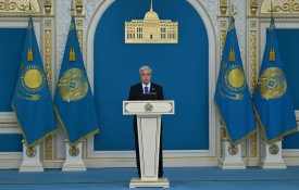 Глава государства в ходе телемоста дал старт строительству ряда автомобильных дорог