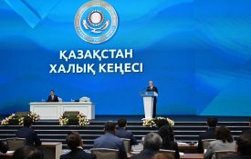 Президент Қазақстан Халық Кеңесінің бірінші сессиясында сөз сөйледі