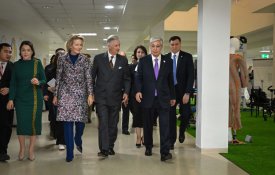 Мемлекет басшысы Бельгиялықтар Королімен және Патшайымымен бірге Ұлттық балаларды оңалту орталығына барды