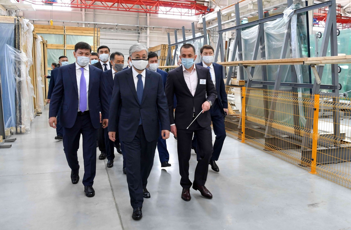 Глава государства посетил завод энергоэффективных архитектурных фасадов ТОО «КСМ Техновид»