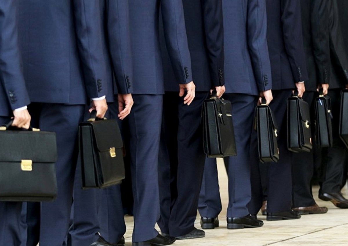 В Казахстане планируется ввести институт контрактных служащих