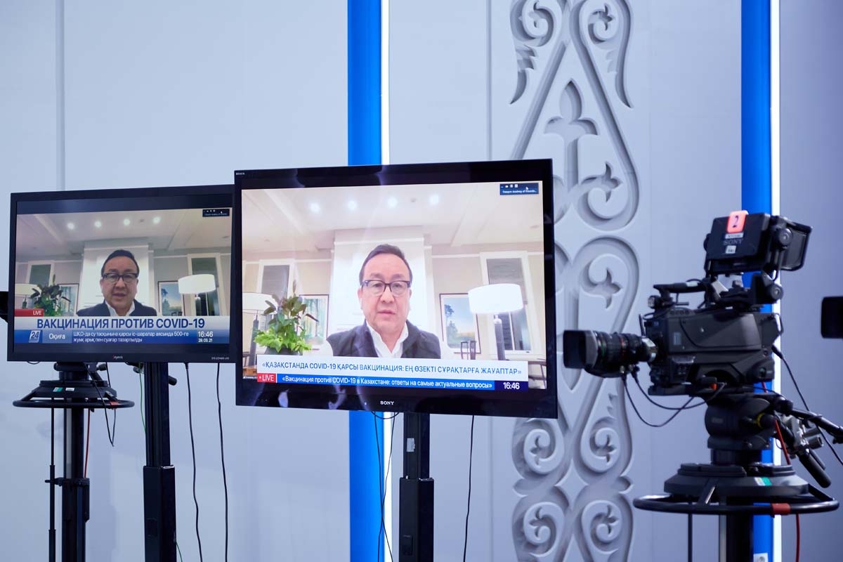 Вакцинация - эффективное средство, которое может побороть пандемию. Вакцину, как и любое лекарство нужно правильно принимать - А.Шарман