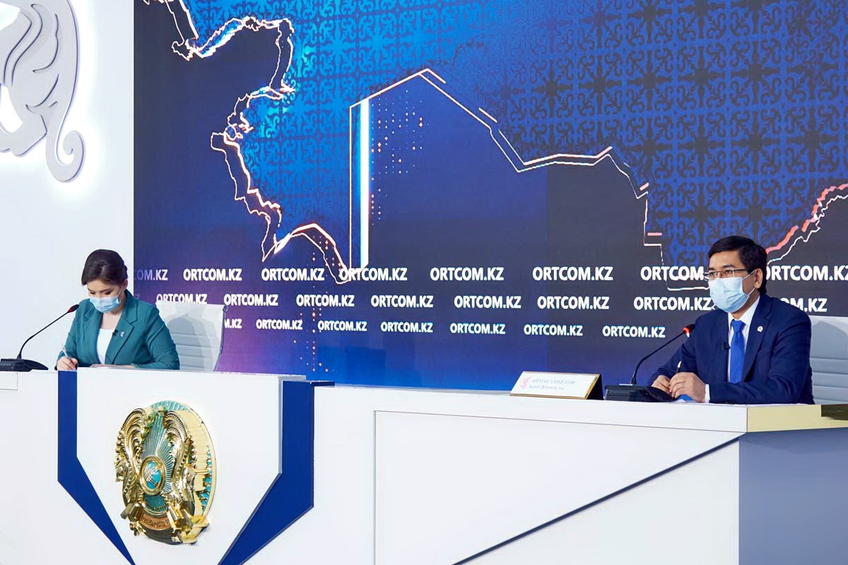 Вакцина - величайшее изобретение человечества. Призываю всех доверять вакцине и науке - А. Аймагамбетов