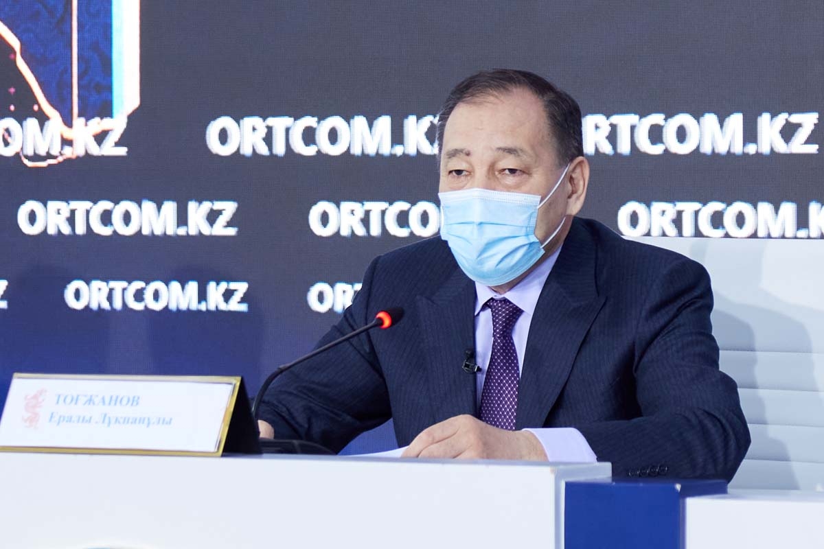 Е. Тугжанов: выявление и реабилитация жертв политических репрессий -большая задача, стоящая перед нашим народом