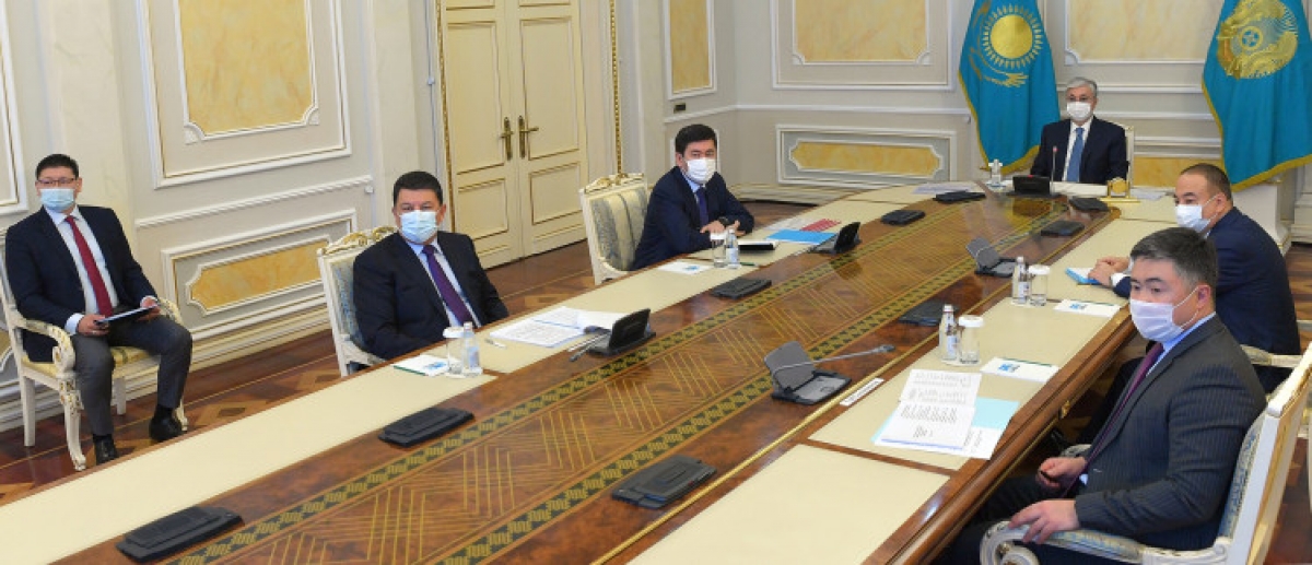 Глава государства провел совещание по вопросам социально-экономического развития Атырауской области