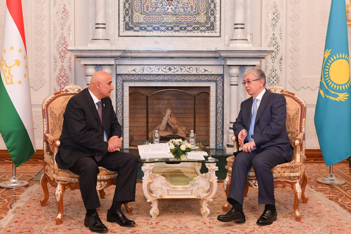 Президент Касым-Жомарт Токаев провел встречу с Председателем Маджлиси намояндагон Маджлиси Оли Таджикистана Махмадтоиром Зокирзодой