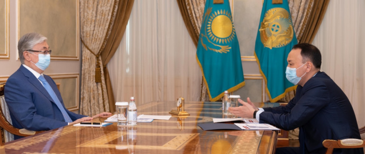 Глава государства принял акима Костанайской области Архимеда Мухамбетова