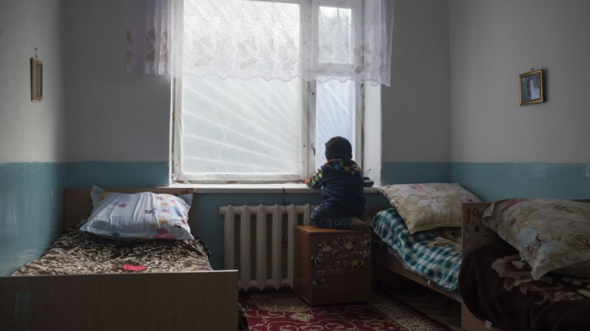 Количество детских домов сократилось в Казахстане