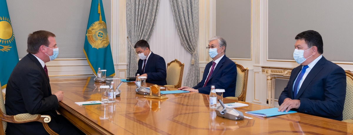 Касым-Жомарт Токаев принял старшего вице-президента корпорации Exxon Mobil Нила Чапмана