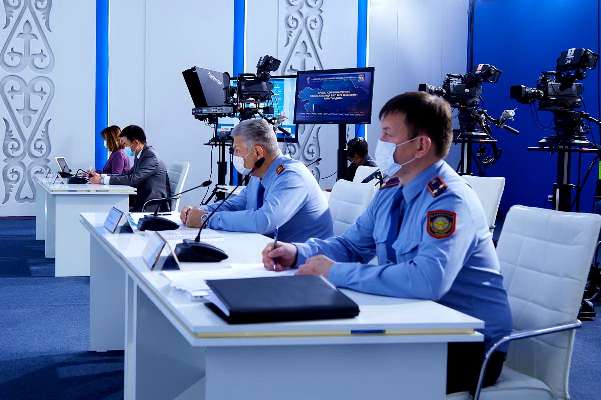 МВД и МЧС организуют спецподготовку учеников и педагогов к действиям при пожарах, терактах, захватах