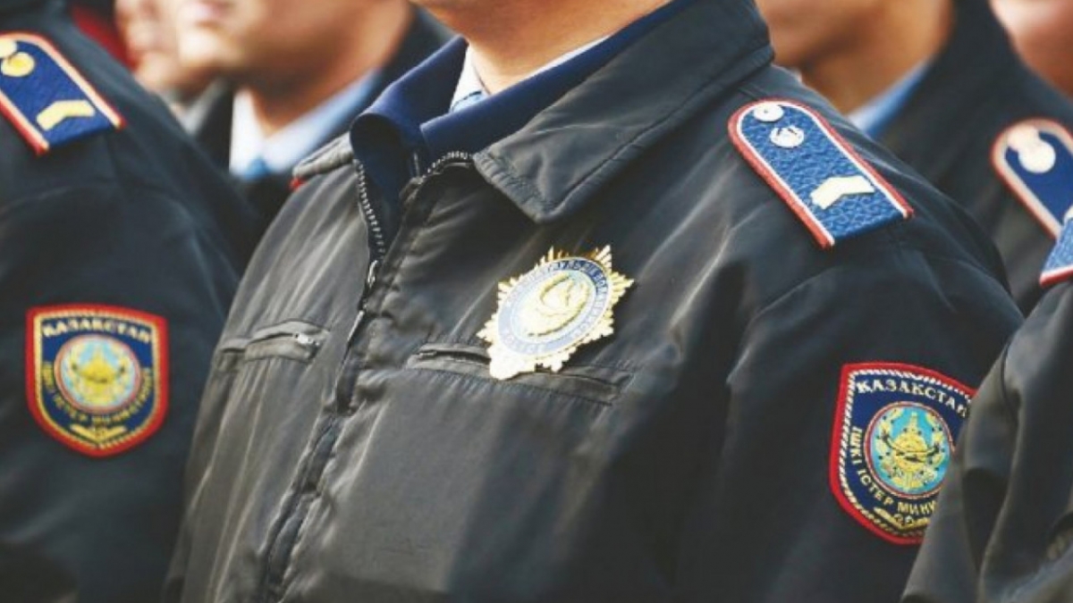 По поручению Президента проводится работа по повышению статуса участковых инспекторов