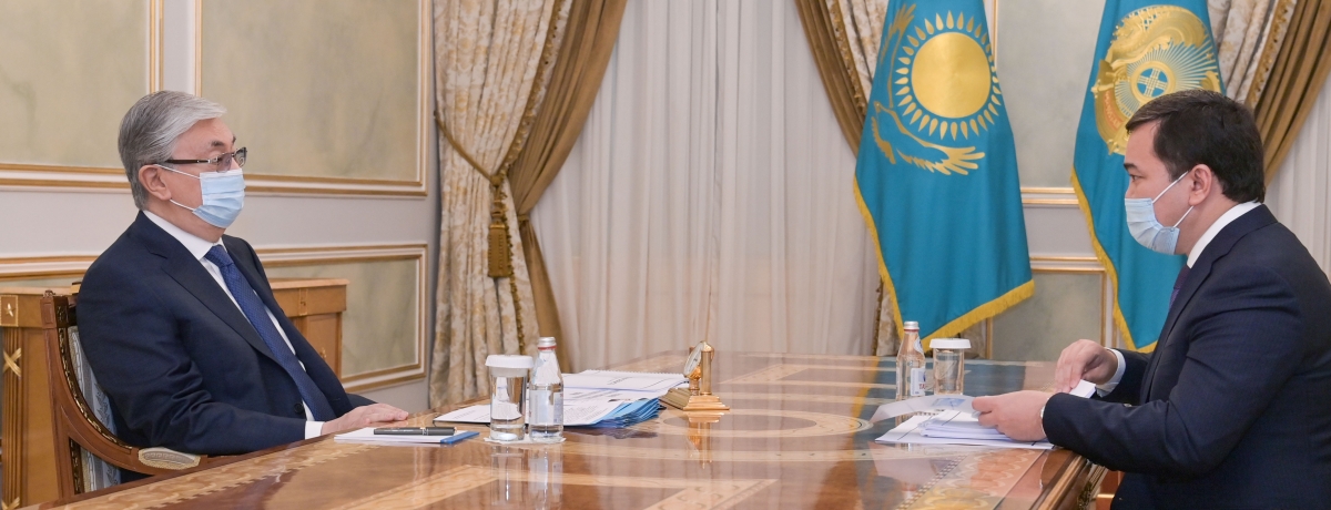 Глава государства принял акимов ряда регионов