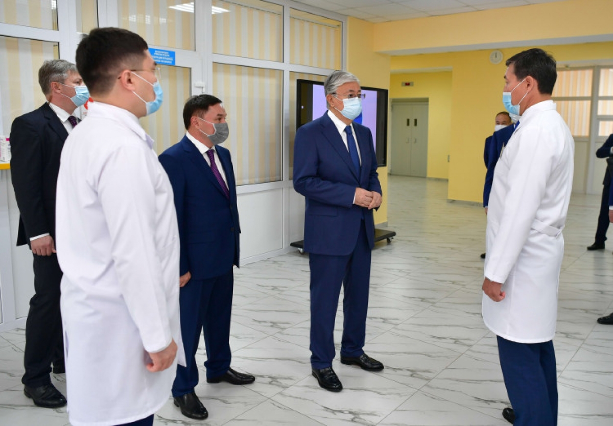 Глава государства посетил онкологическую поликлинику г. Кокшетау
