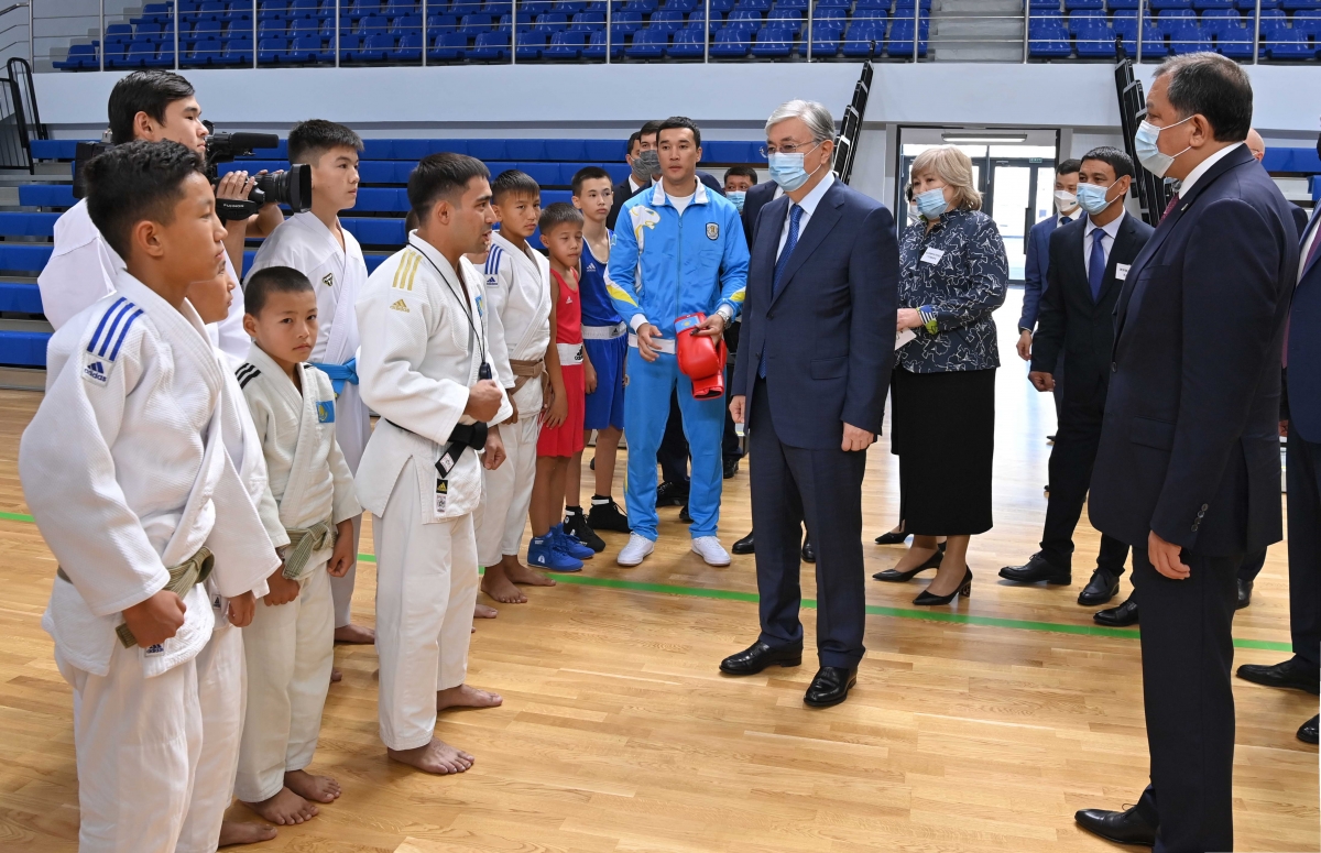 Президент Касым-Жомарт Токаев посетил спорткомплекс «Халық Арена»