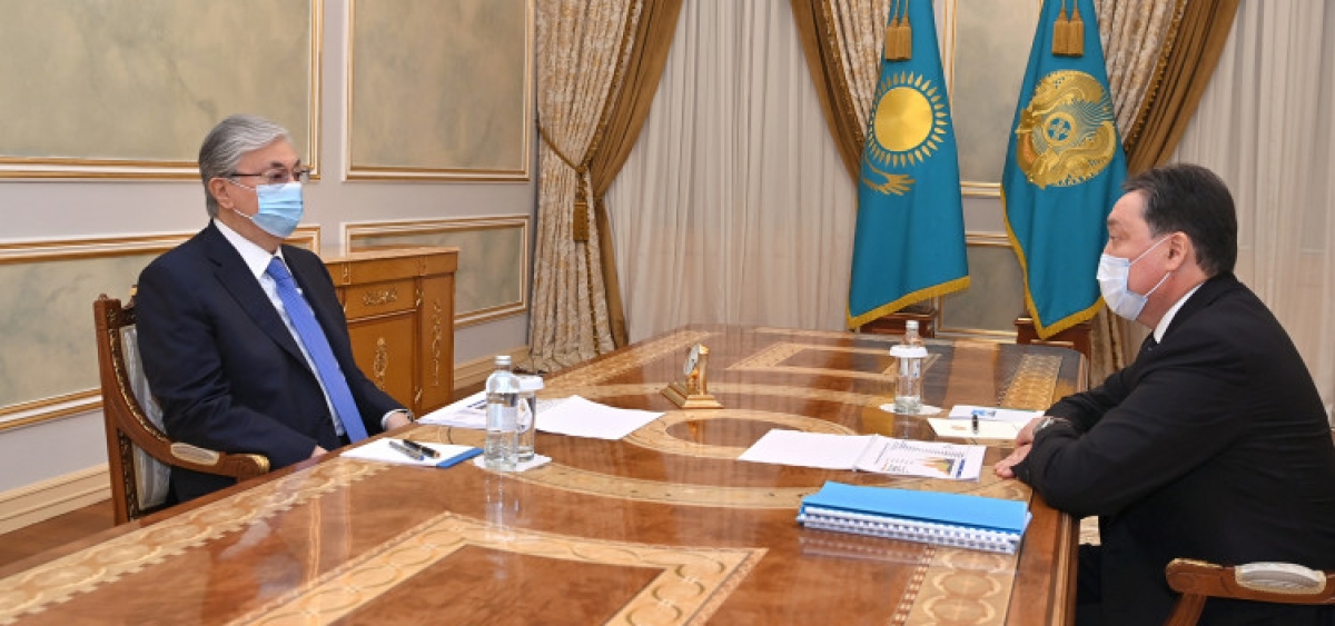 Глава государства принял Премьер-министра Аскара Мамина