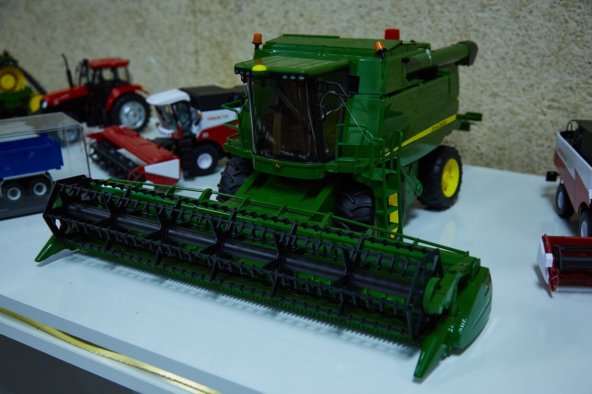 Ел бойынша әрбір екінші мамандандырылған автомобиль, егін жинайтын комбайн Ақмола облысында шығарылады