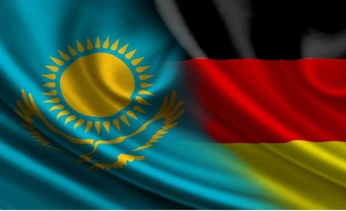 Германия для казахстанцев. Флаг Казахстана. Германия Казахстан. Орыс туы фото.