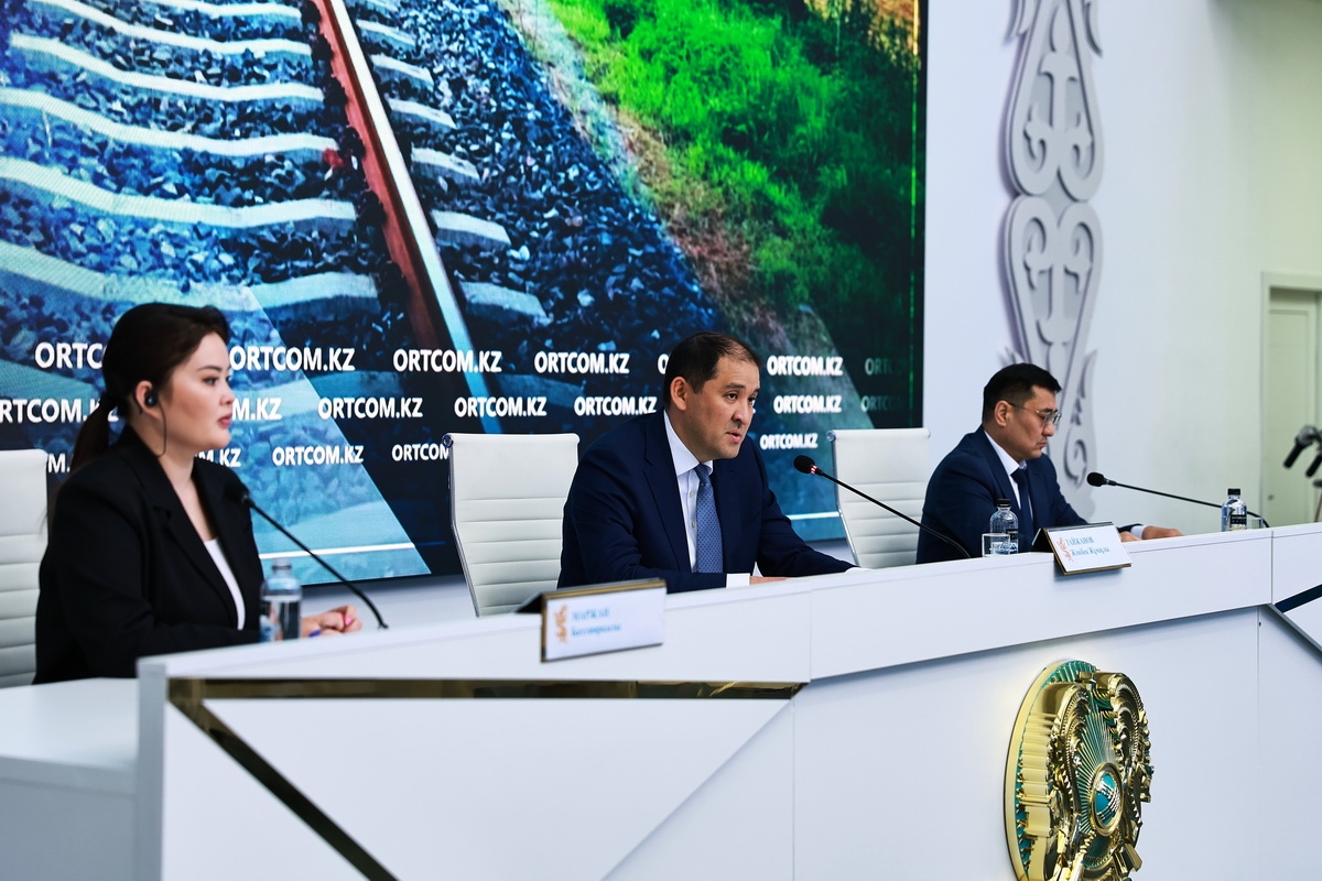 Свыше 7 млн пассажиров планируется перевести в летний период железнодорожным транспортом