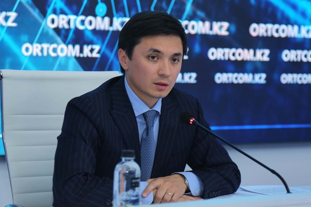 Автоматизация популярных госуслуг позволит сократить очереди в ЦОНах в два раза