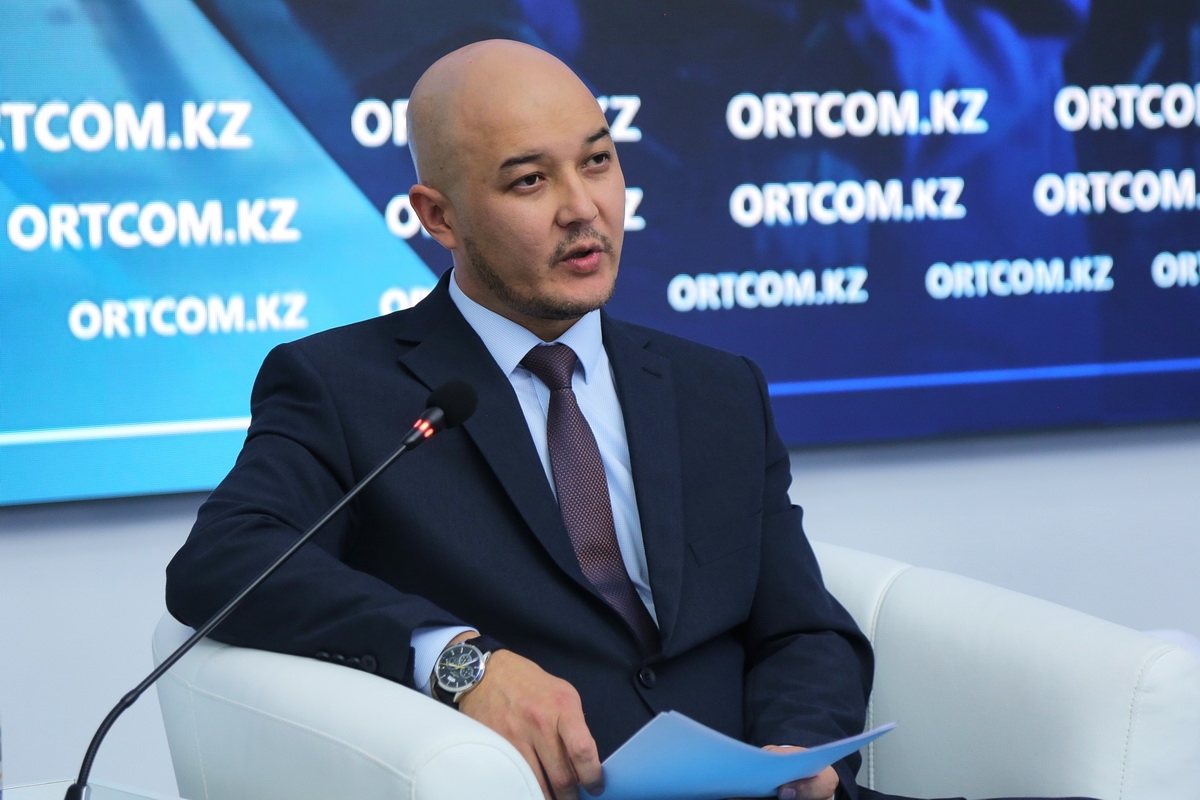 Большинство студентов колледжей обеспечены общежитиями