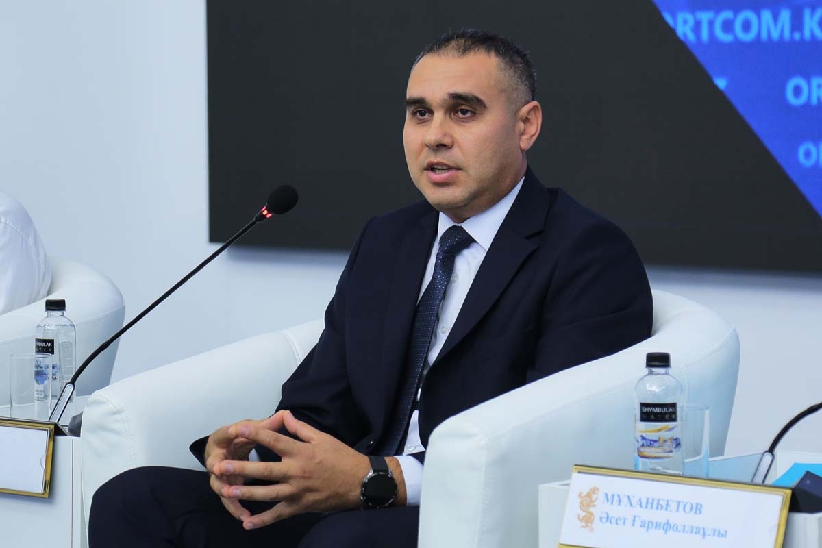 В столичном колледже студентов обучают новой специальности с применением ИИ