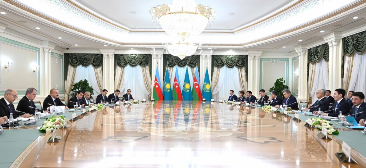 Президенты Казахстана и Азербайджана провели второе заседание Высшего межгосударственного совета