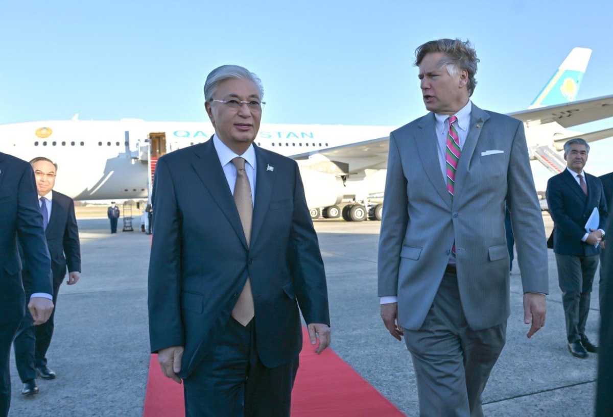 Президент Казахстана прибыл с визитом в Вашингтон