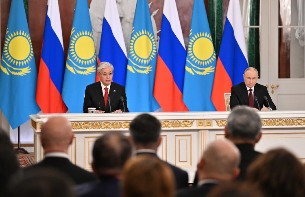 Президенты Казахстана и России провели брифинг для представителей СМИ