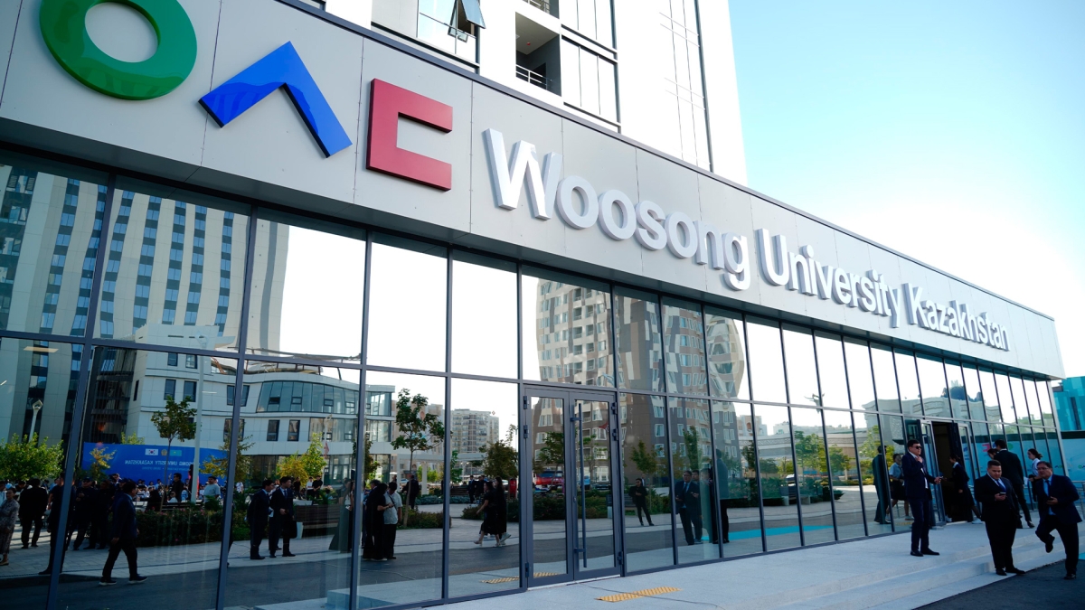 70 студентов из Южной Кореи обучаются по IT-специальностям в Туркестане