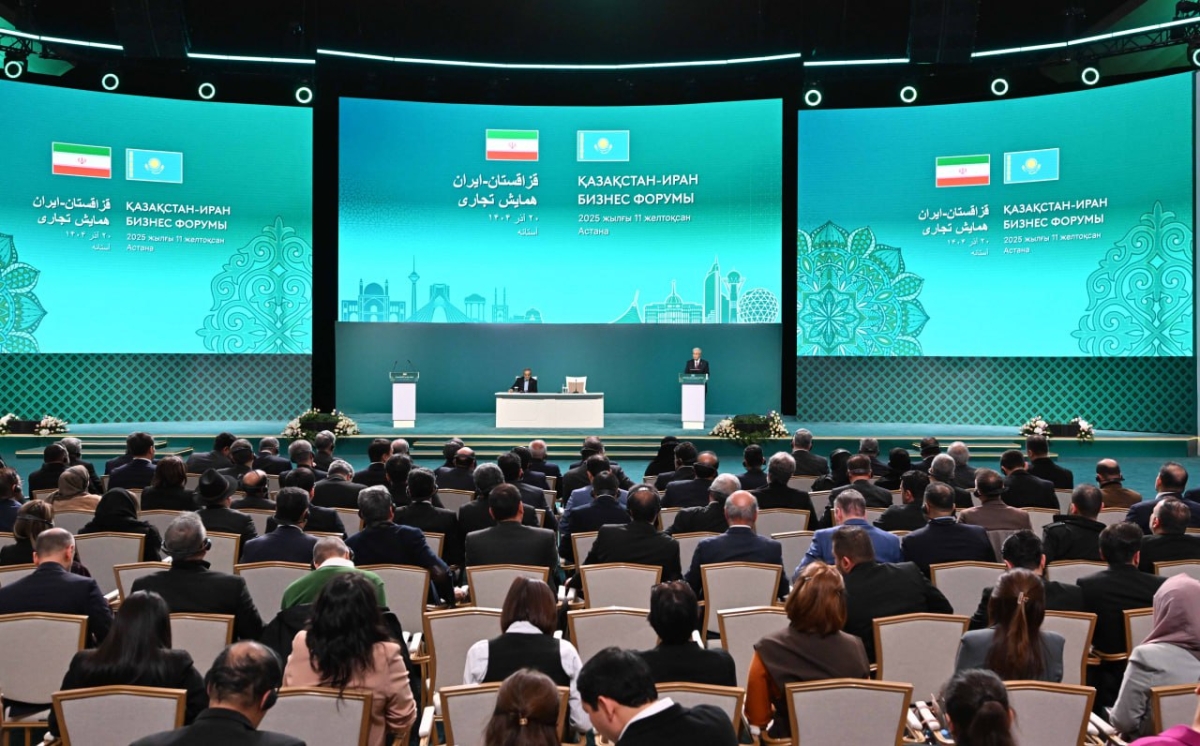 Касым-Жомарт Токаев и Масуд Пезешкиан приняли участие в казахско-иранском бизнес-форуме