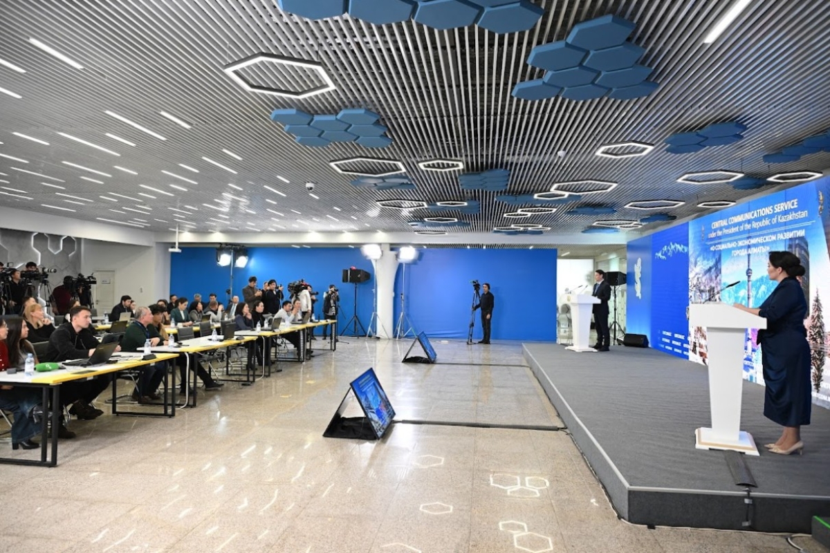 Аким Алматы рассказал о расширении индустриальных зон и развитии транспорта