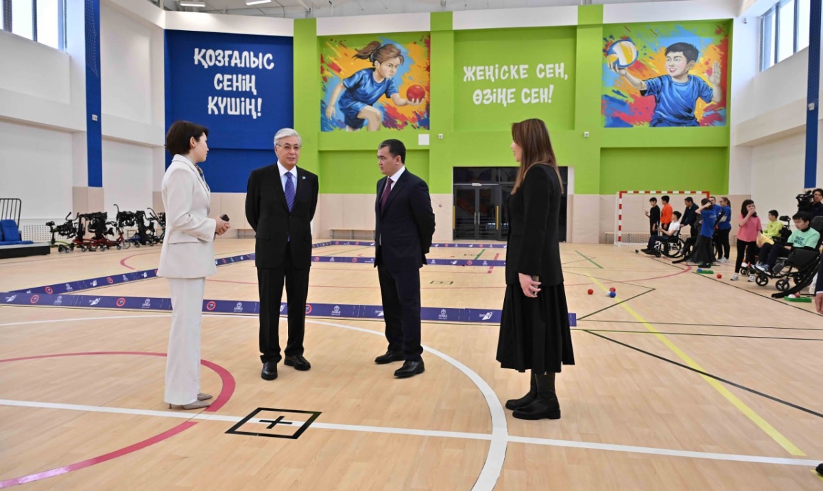 Президент осмотрел Центр инклюзивного спорта