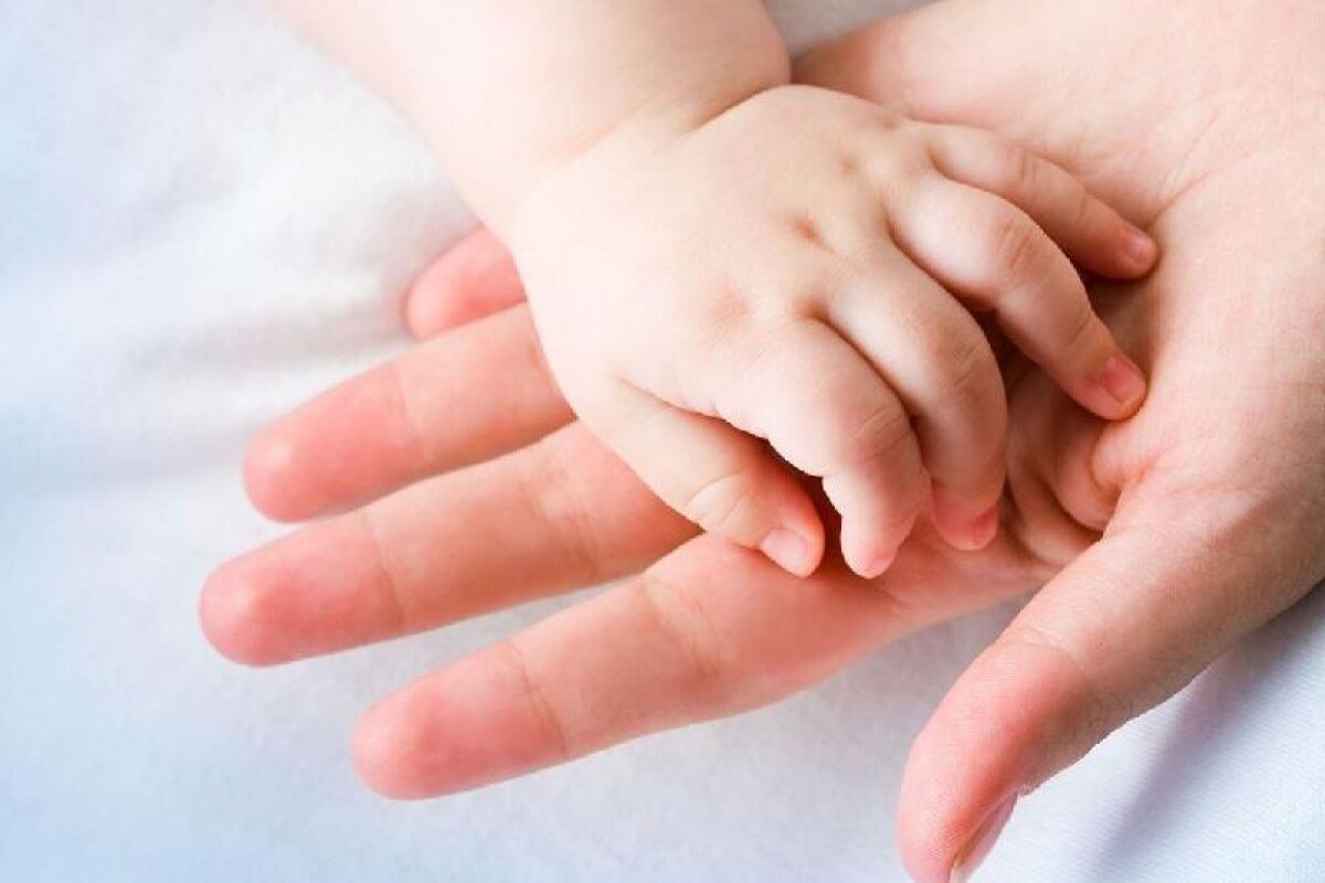 Моншадағы жалаңаш жігіттер